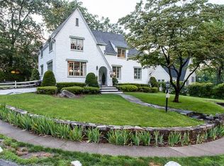 60 Ridge Rd, New Rochelle, NY 10804