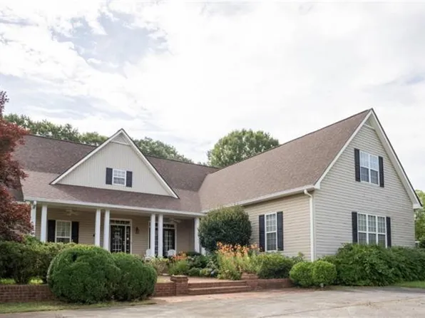 442 Buffalo Creek Rd, Carrollton, GA 30117