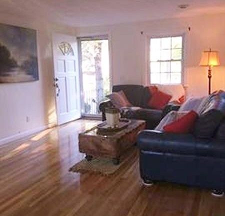 3rd image of 30 Sunnybank Ave