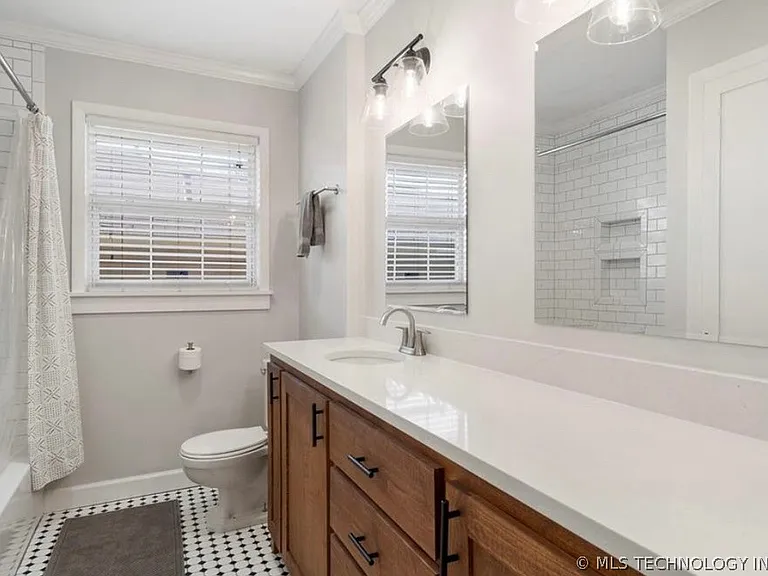 2426 S Louisville Ave — Photo 18