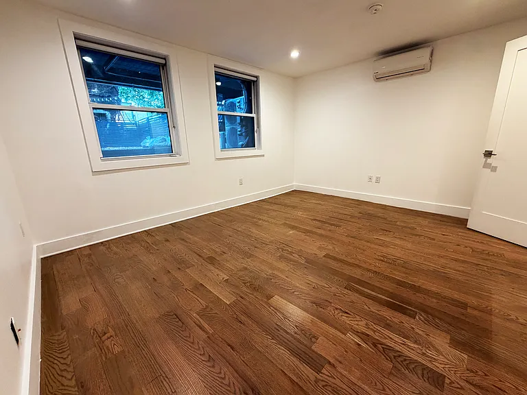 197 Madison St #1 — Photo 10
