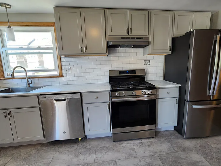 40 Moul Ave — Photo 7