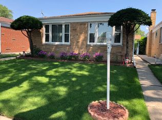 3320 Greenleaf St, Skokie, IL 60076
