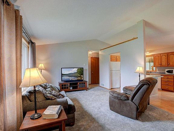5th image of 7769 Plum Creek Cir