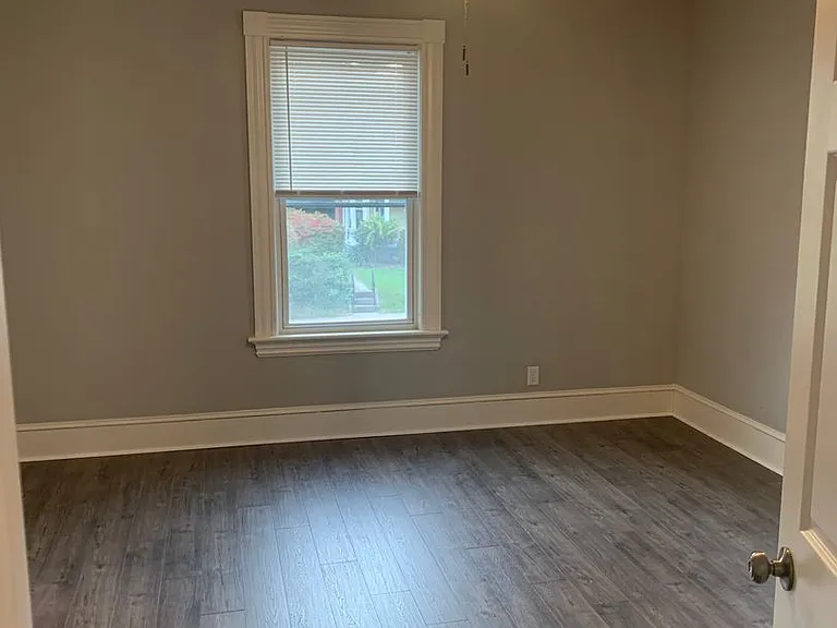 131 Lincoln St — Photo 12