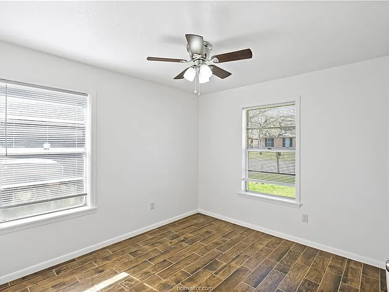 1903 Orman St — Photo 16
