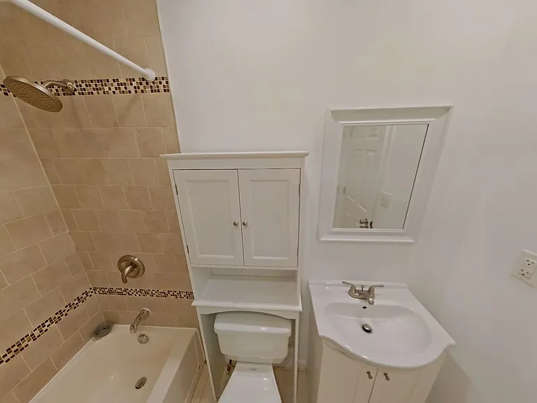 1318 S Reese St — Photo 12