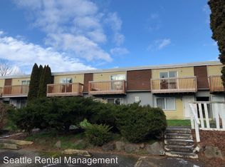 11817 1st Ave S APT 16, Burien, WA 98168