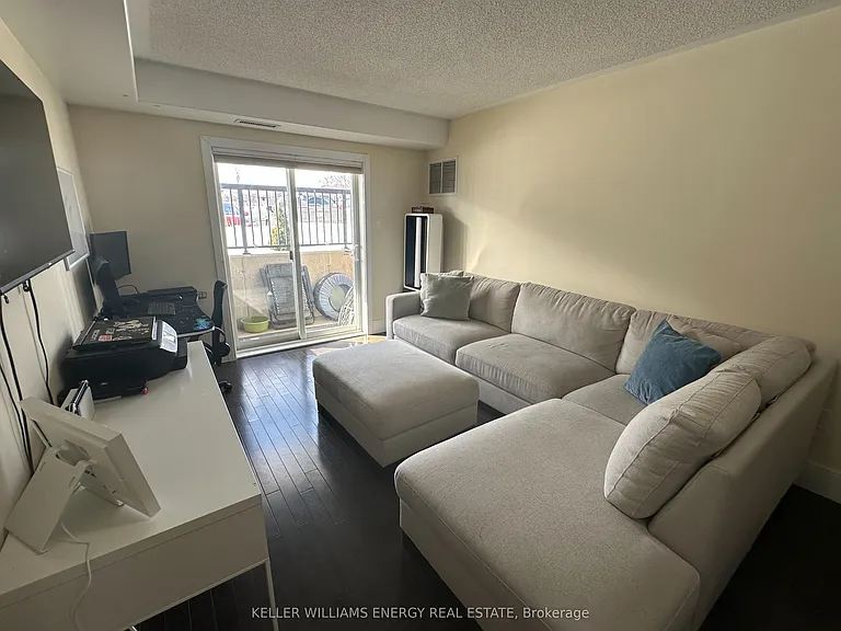 312 Spillsbury Dr #104 — Photo 10