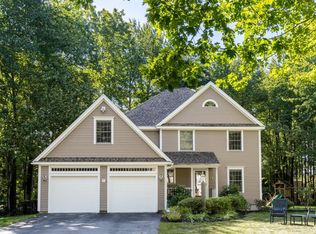 4 Quadrant Ln, Scarborough, ME 04074
