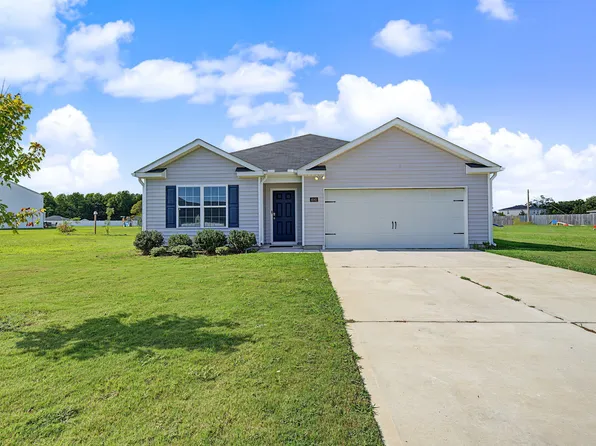4042 Debbie Dr, Ayden, NC 28513