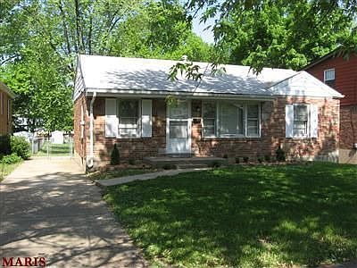 1st image of 2421 E Milton Ave