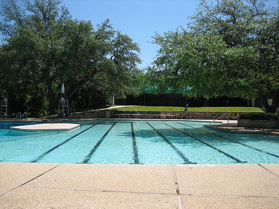 Community Private Pool