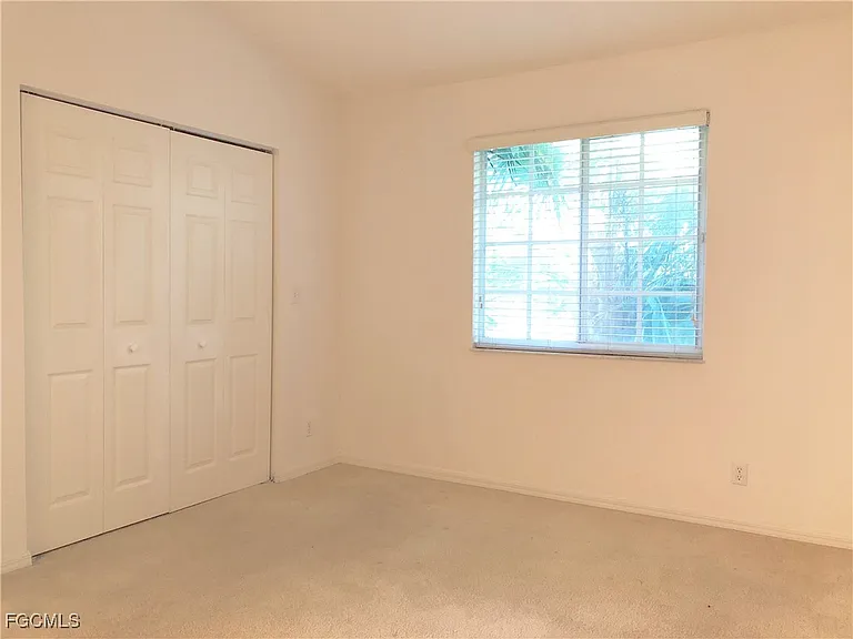 8073 Pacific Beach Dr — Photo 12