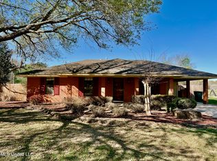 807 Academy Park Dr, Canton, MS 39046