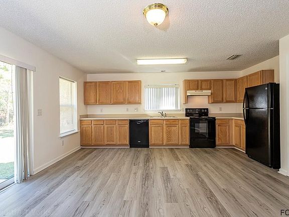 3rd image of 65 Luther Dr