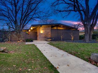 6216 Town Hill Ln, Dallas, TX 75214