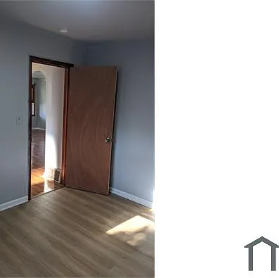 53 W Fairmount Ave — Photo 9