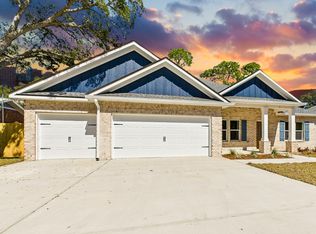 6 Elkwood Ct, Shalimar, FL 32579