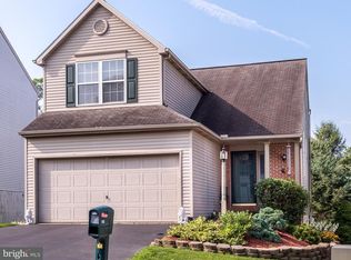 145 Mason Dr, Ephrata, PA 17522