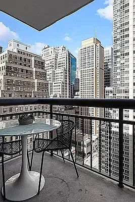 Rented by Vanbarton Services LLC | media 28