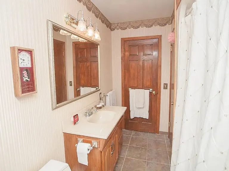 3936 Plantation Dr — Photo 21