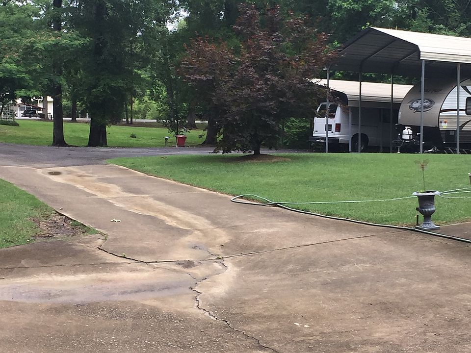 Drive Way