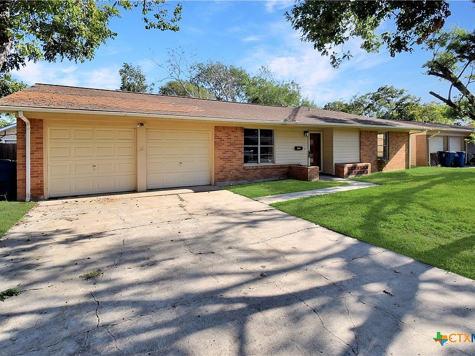 1st image of 522 Willowick Dr