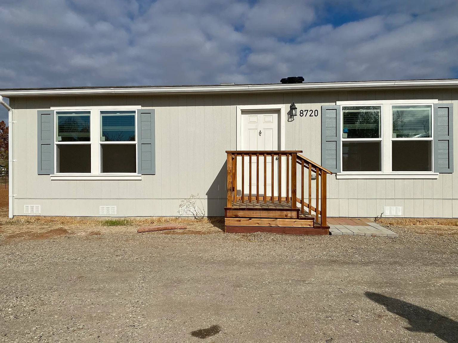3 bed, 1200 sqft, $2,700 — Photo 4