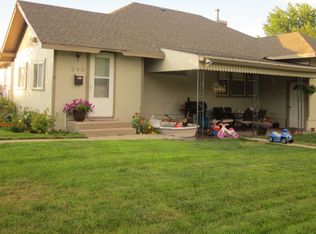 540 Q St, Gering, NE 69341