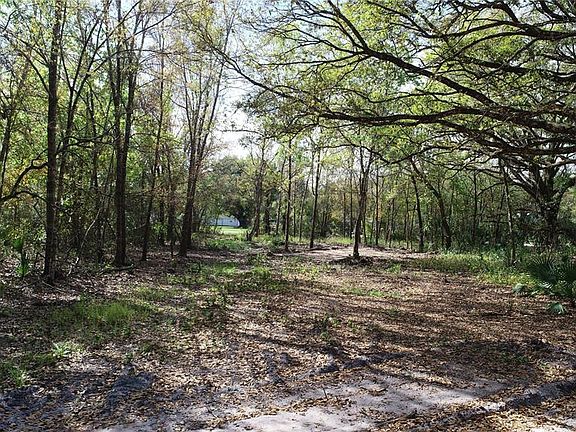 4th image of Cedarhurst Rd #521