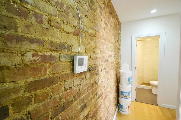 Rented by Bold New York | media 20