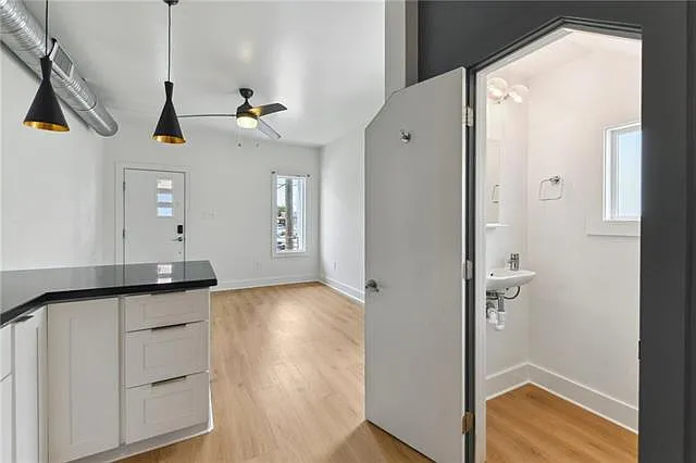 600 S Cortez St — Photo 12