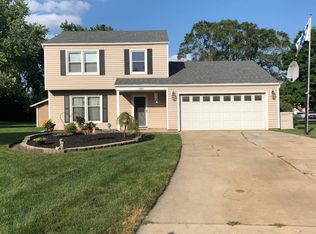 1245 Golfview St, Aurora, IL 60506