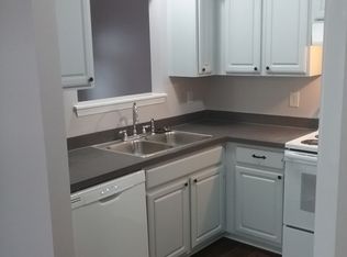 147 Trickle Dr, Summerville, SC 29483
