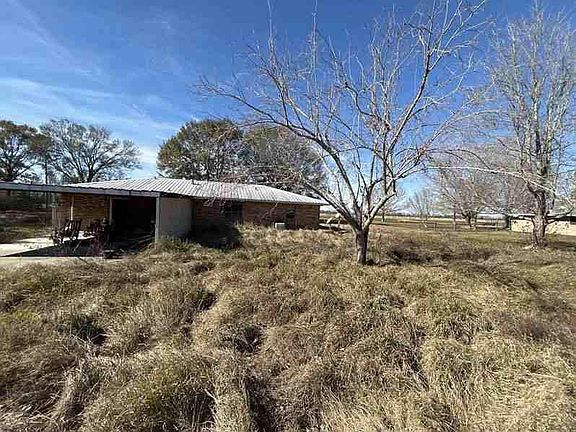 2nd image of 4417 Chataignier Rd