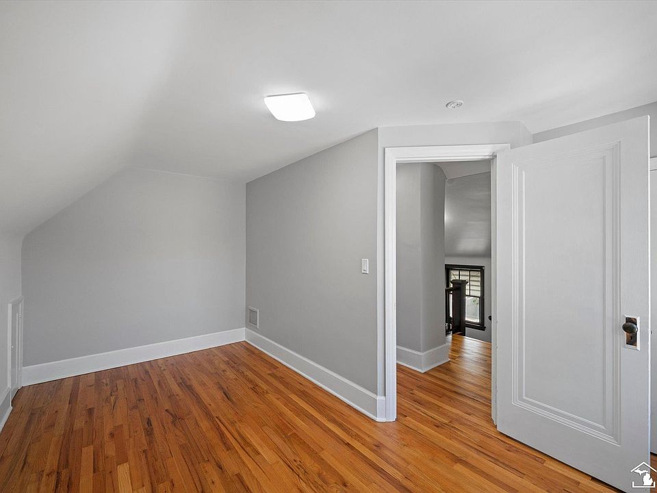 2846 William R St, photo 25
