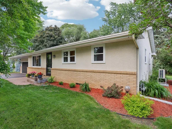 9320 Revere Ln N, Maple Grove, MN 55369