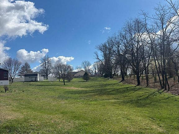 2nd image of 279 Miller Rd