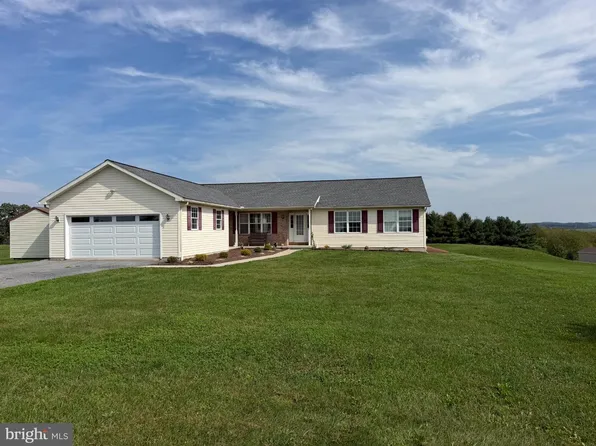 19 Swissdale Rd, Bernville, PA 19506