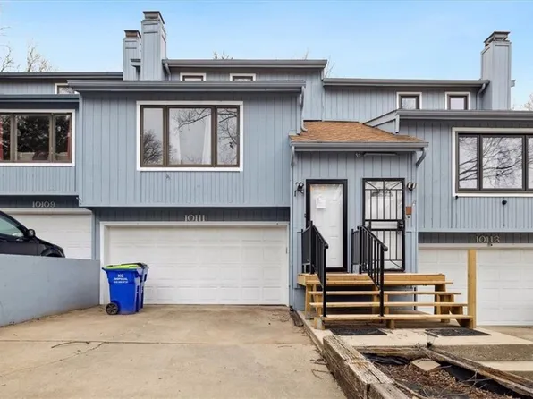 10111 Steele Rd, Edwardsville, KS 66111