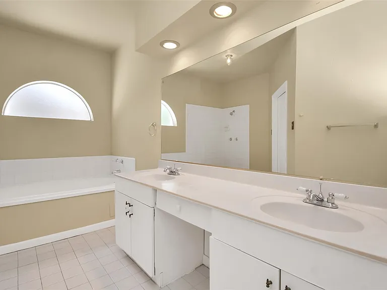 4123 Valedon Ln — Photo 26