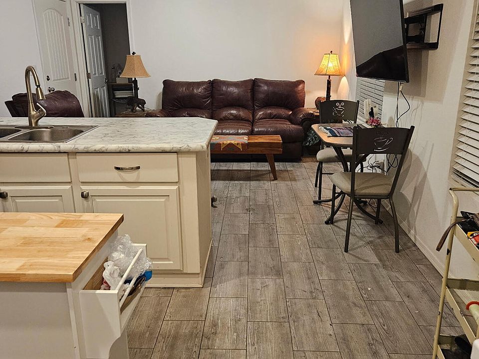 1st image of 105 N DELAWARE Drive #21