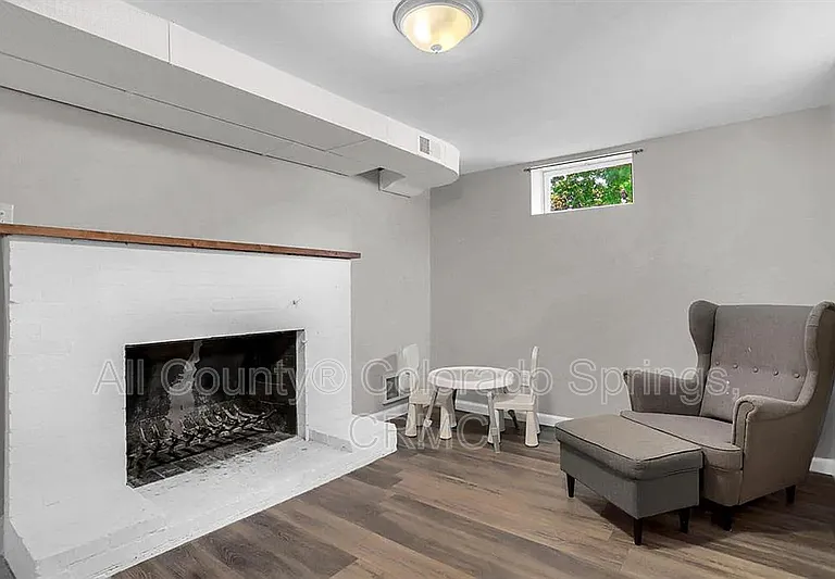 723 N Logan Ave — Photo 16