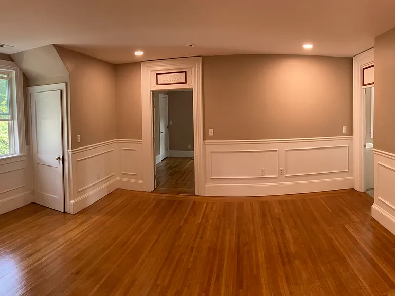 51 Mount Vernon St #1 — Photo 1