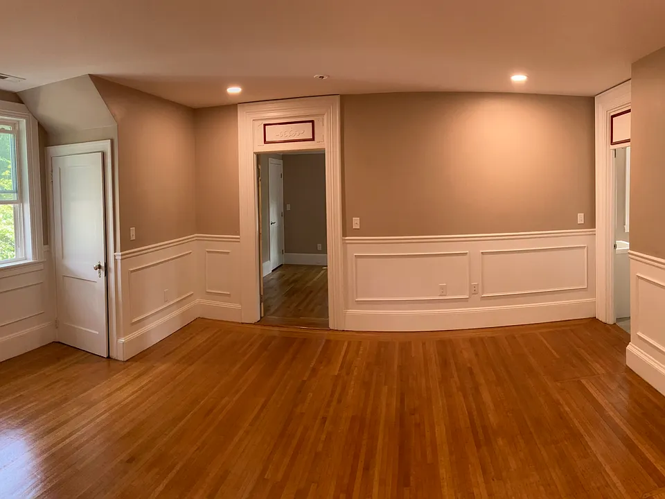 51 Mount Vernon St #1