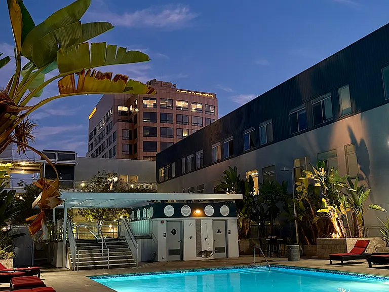 435 W Center Street Promenade — Photo 10
