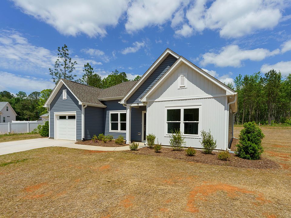 1st image of 15 Chester Ln