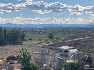 28489 Summit Ave, Bruneau, ID 83604