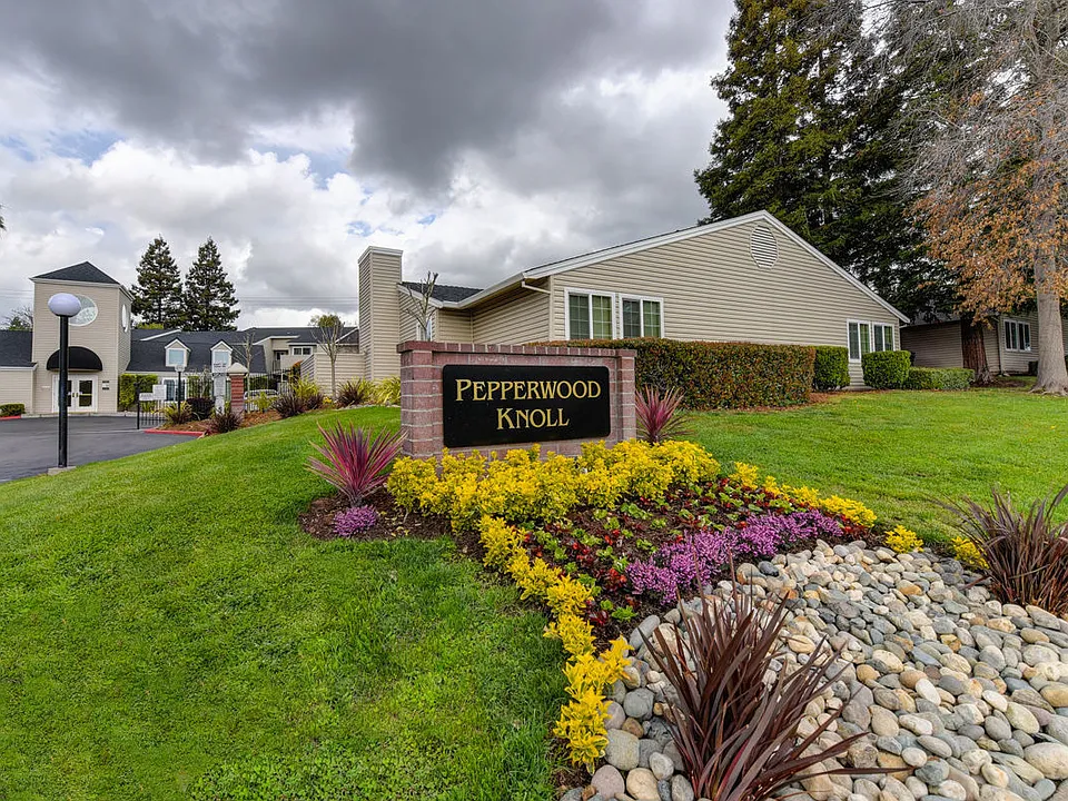 Pepperwood Knoll Apartments